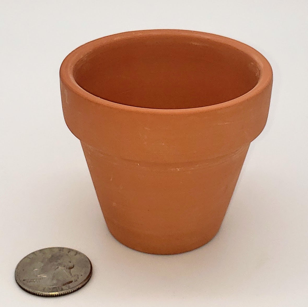 2.8 TERRA COTTA CLAY POT